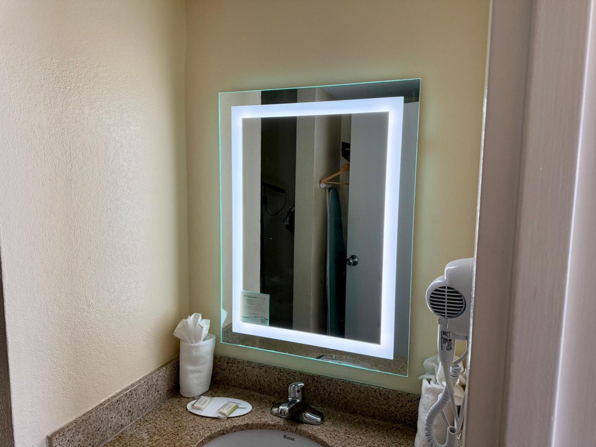 Travelodge By Wyndham Suites Virginia Beach Oceanfront Esterno foto